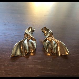 Zara golden color Earrings